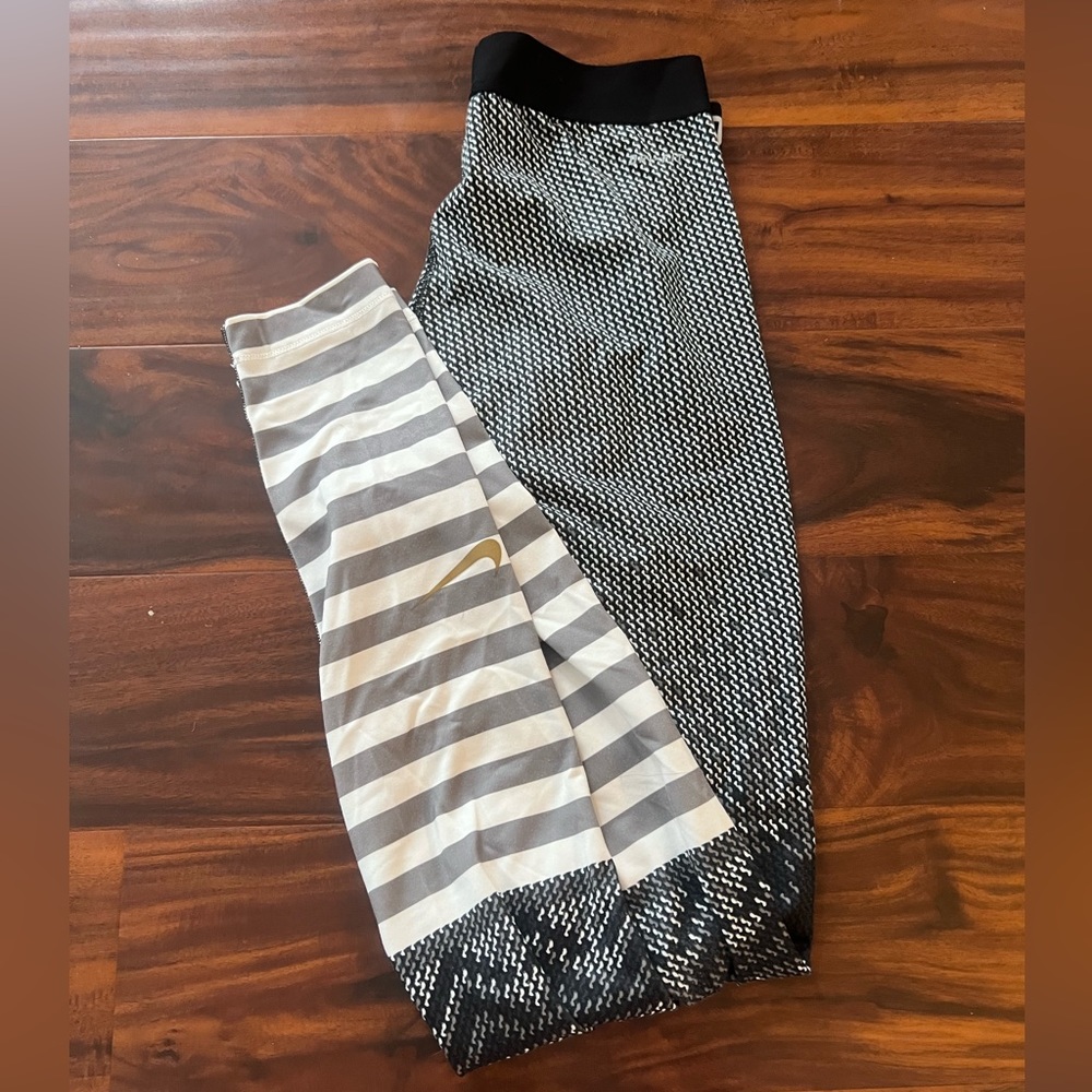 Nike Dri Fit Leggings — athletic wear - lightly used - make and offer